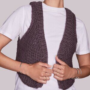 🍋3 for $20🍋 Wearing Your Heart On Your Sleeve Purtple Wool Blend Vest Size M